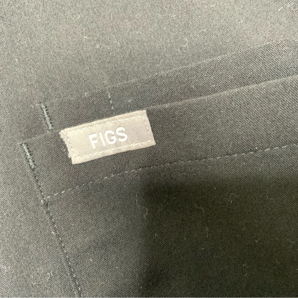 FIGS Black Men Scrub Set. Scrub Top XL. Scrub Bottoms XL. - Picture 4 of 14